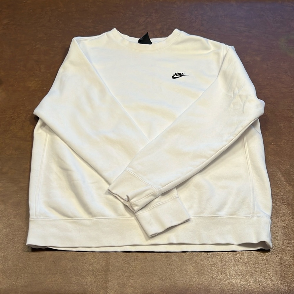 White Nike sweatshirt Large